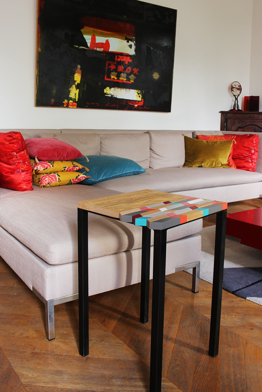 Console design origami, création exclusive sur mesure pour un intérieur privé. Acier, laque et bois massif brossé. Création et réalisation par Sandrine Reverseau, mobilier moderne Les Pieds Sur La Table