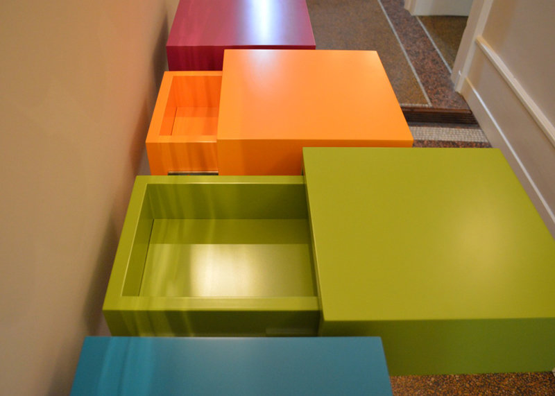 console connectée cubes tiroir couleurs pétillantes Plug and Pied mobilier Les Pieds Sur La Table réalisation maison