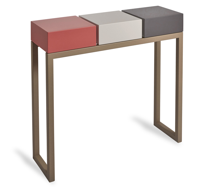console design Pied-Estal couleurs rose bonne maman, beige parchemin, fauve. Pied acier beige doré. Meubles Les Pieds Sur La Table