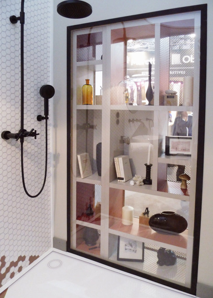 mobilier chambre hotel prototype vitrine design Chambre 306 mobilier Les Pieds Sur La Table