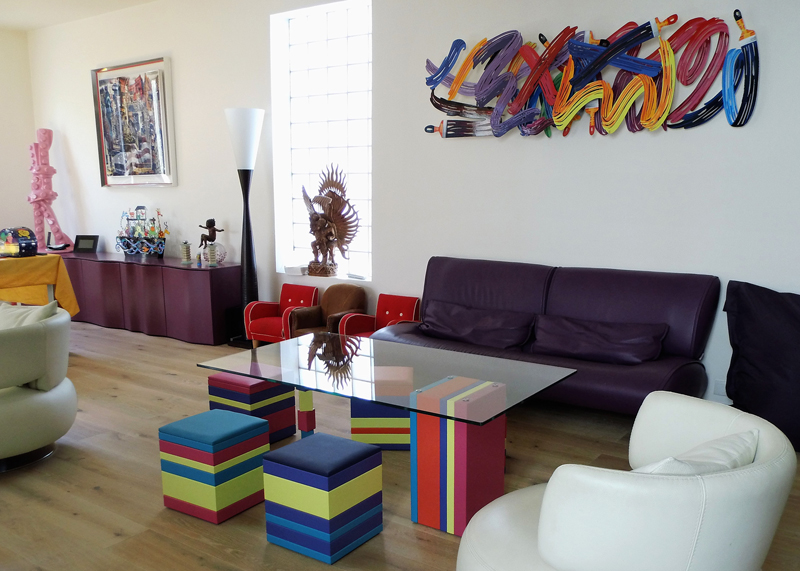 Poufs design en couleurs, petit siège d'appoint Group-Pied. Mobilier design Les Pieds Sur La Table